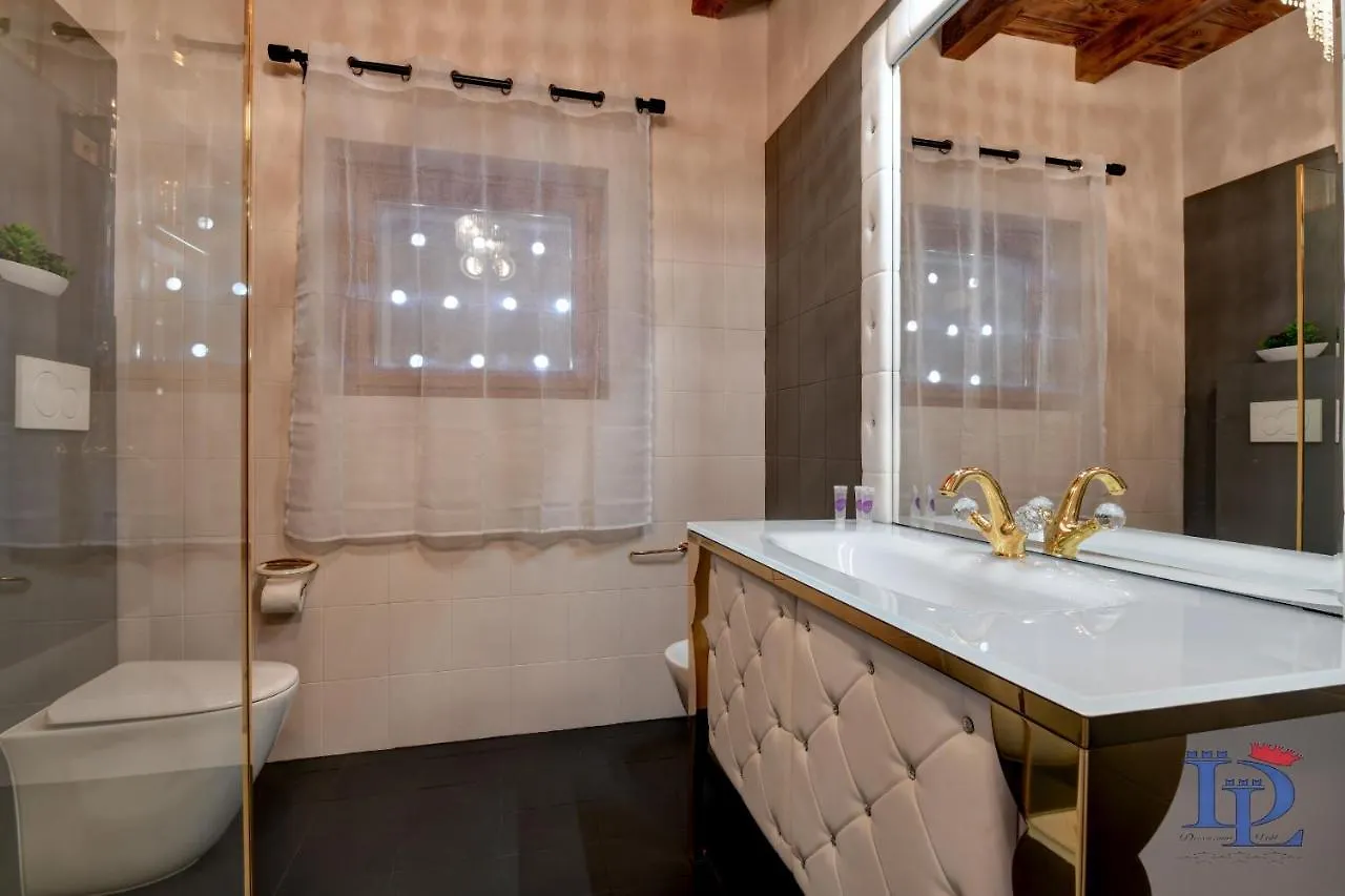 Desenzanoloft Official Partner Marriott Homes & Villas - Swarovski Family Apartment With Pool Desenzano del Garda