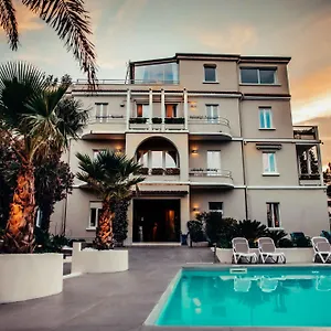 3* Отель Benaco